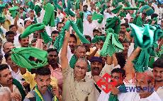 Members of the Karnataka Rajya Raita Sangha and Hasiru Sene staged a protest at Freedom Park today, Wednesday, October 28, 2026 demanding immediate financial relief and compensation to offset severe drought-related agricultural losses. -KPN 