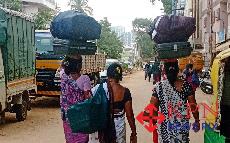 Women venders of artificial jewelry from Andhra Pradesh passing at Yashvanthpur in Bengaluru. -KPN 